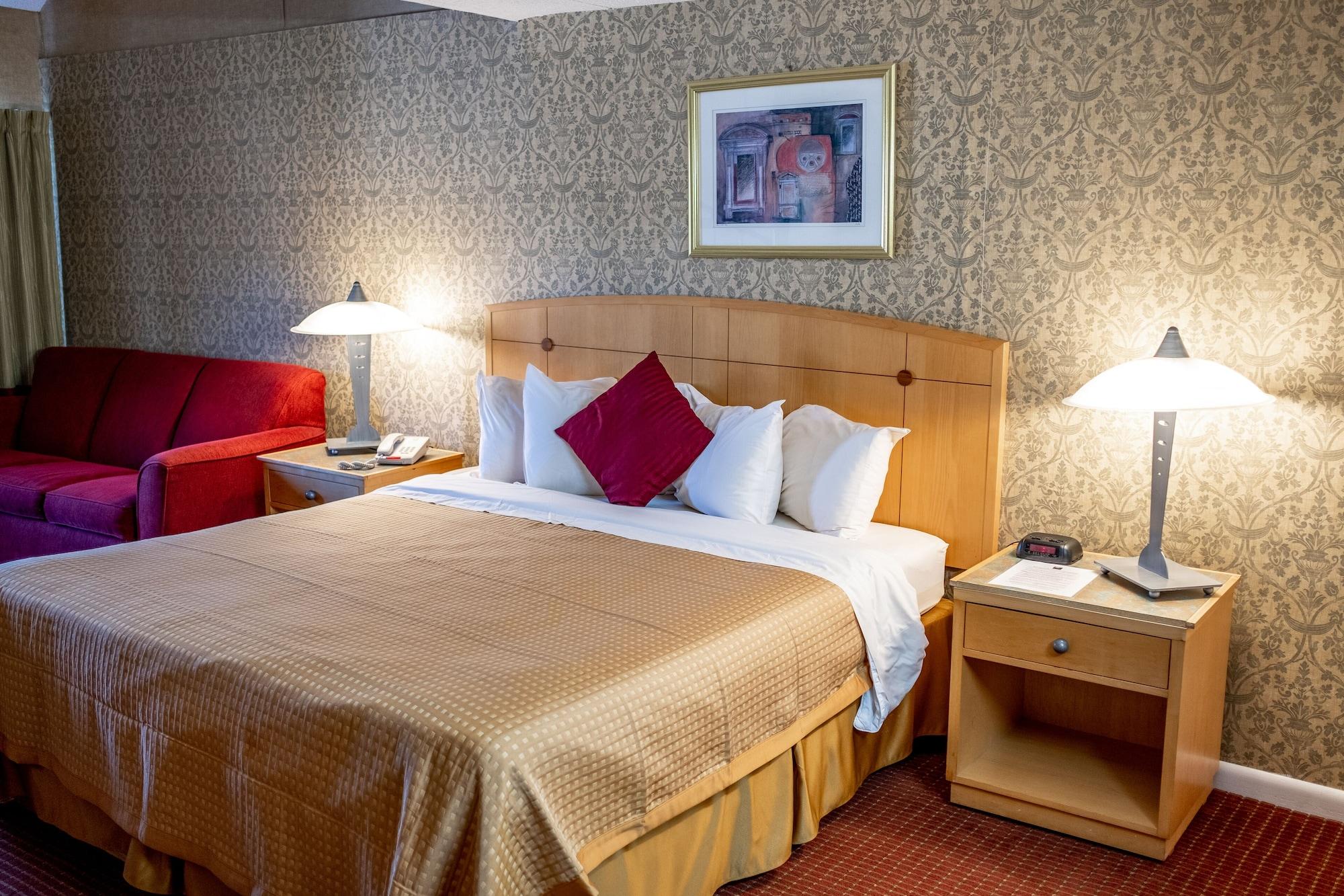 Hotel Admiralty & - A Red Collection 3*