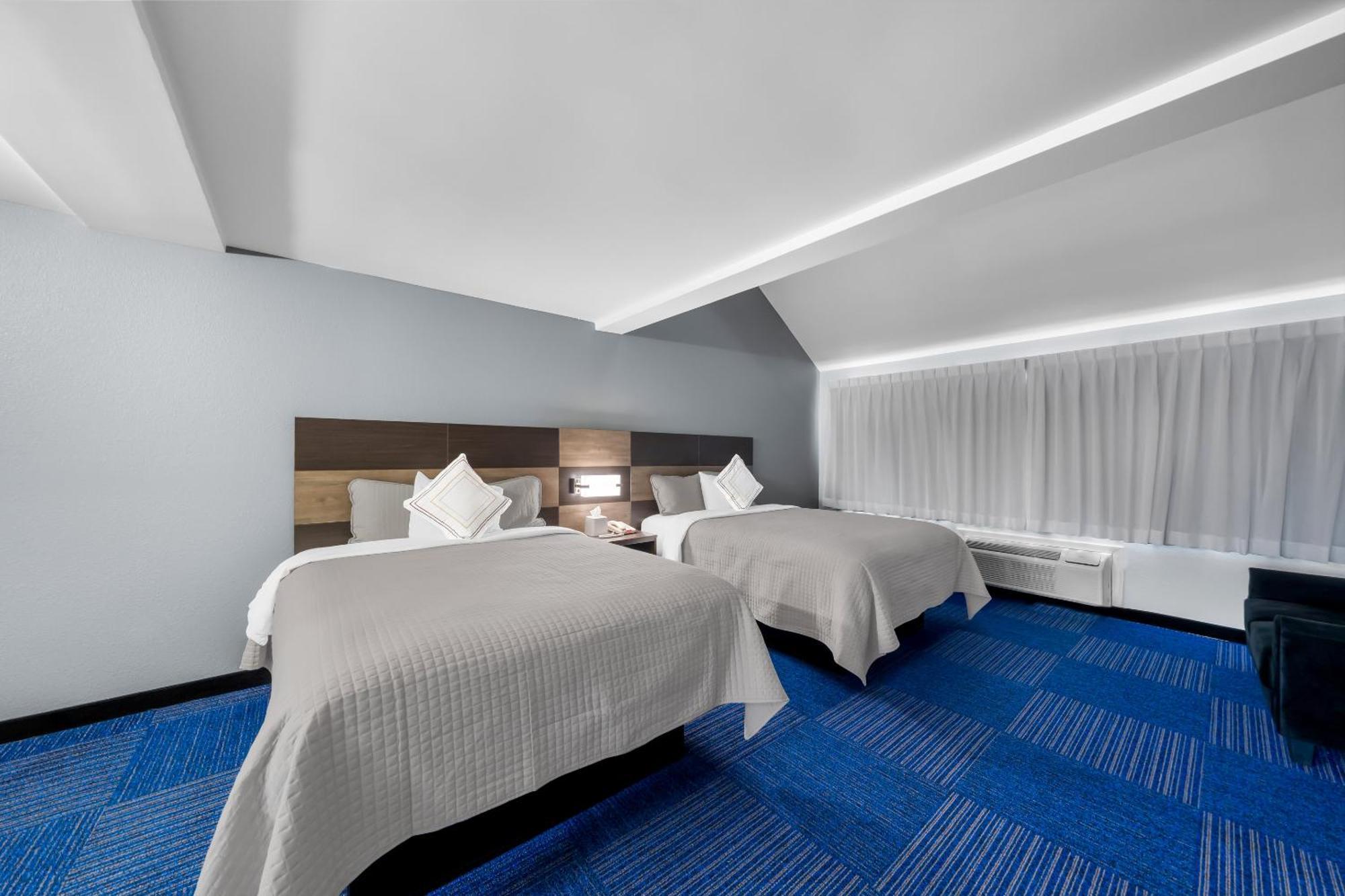Hotel Admiralty & - A Red Collection 3*