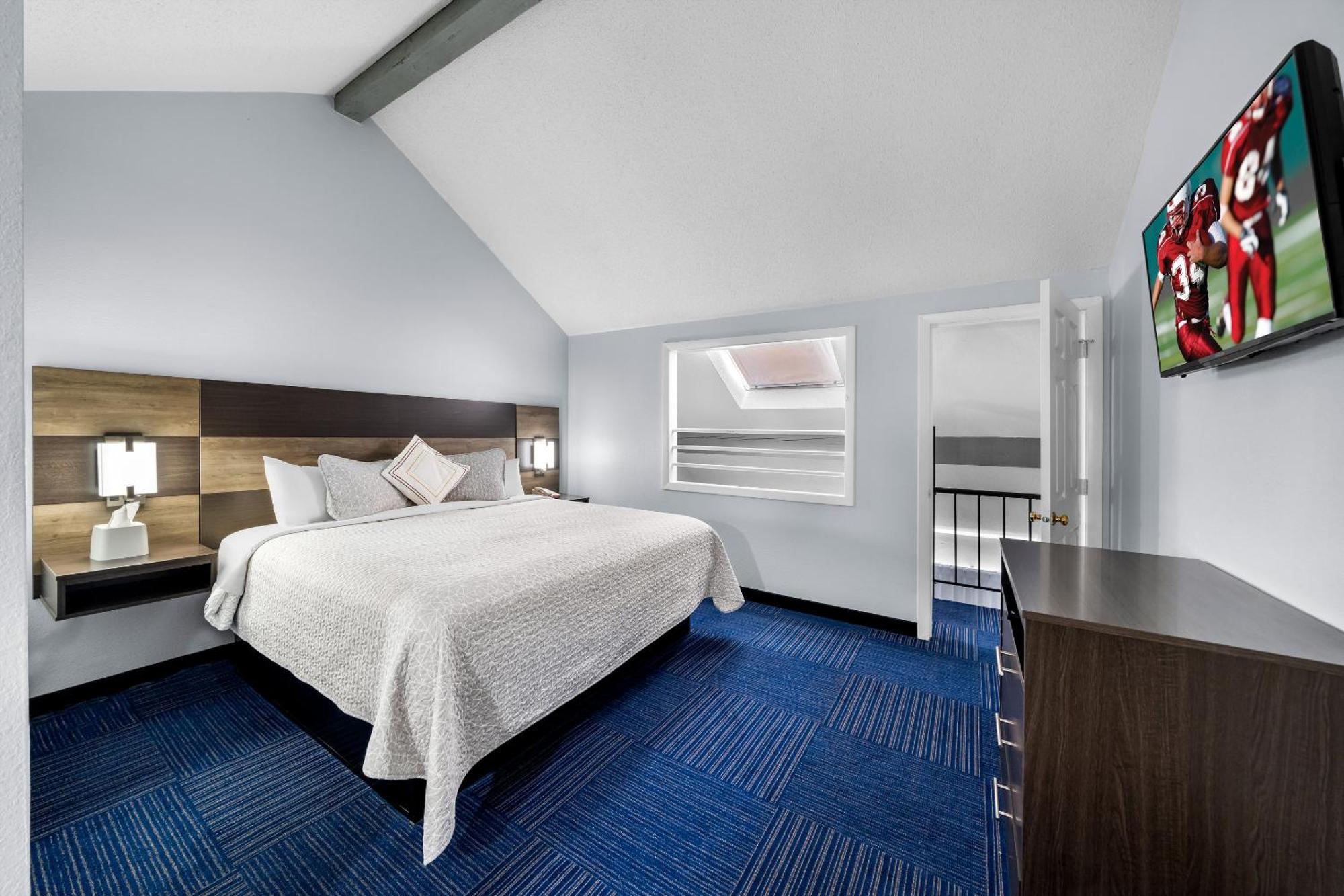 Admiralty & - A Red Collection Hotel 3*