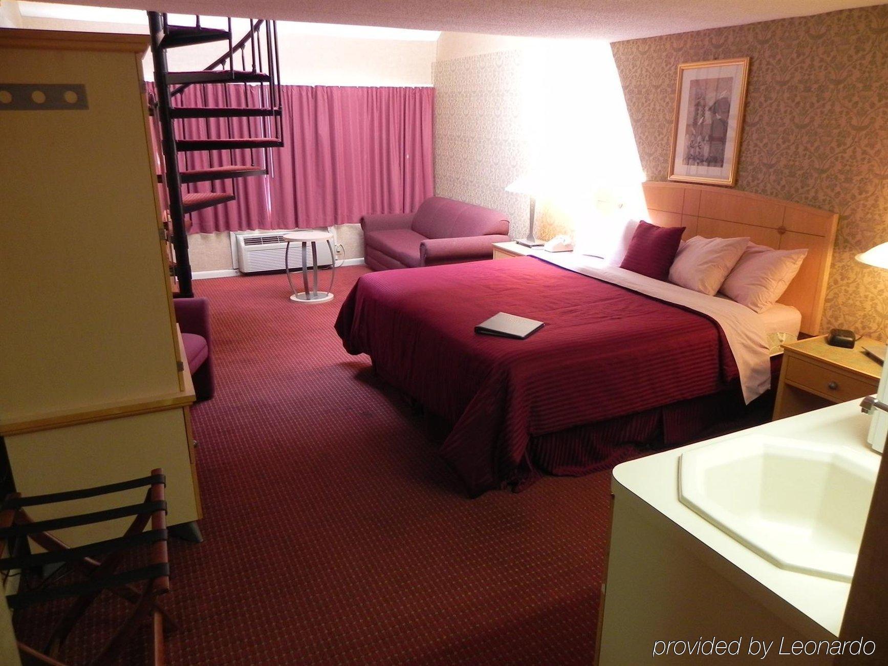 Admiralty & - A Red Collection 3* Falmouth