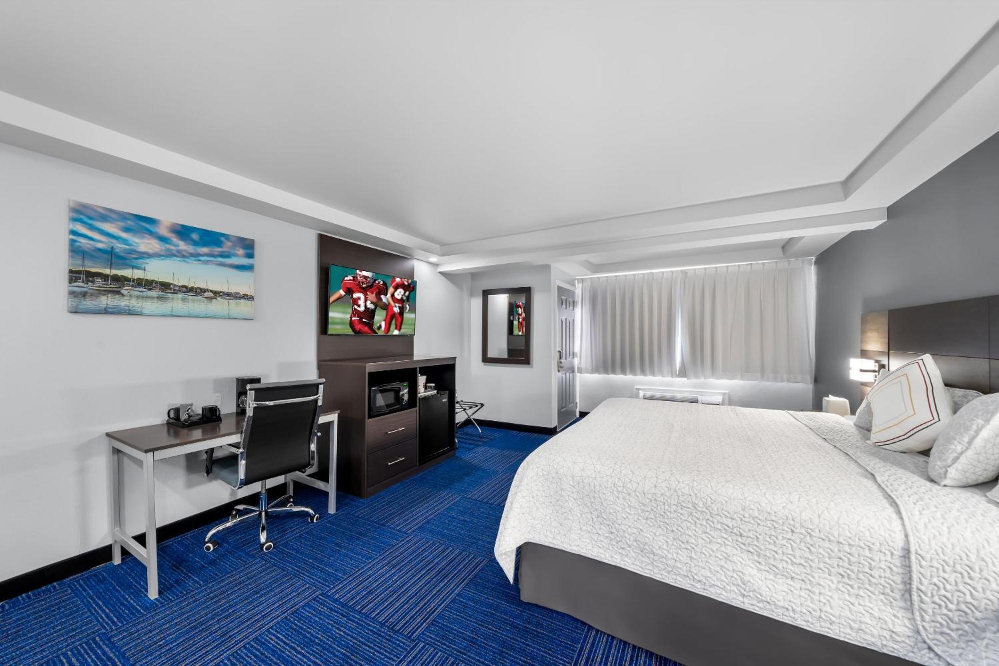 Admiralty & - A Red Collection Hotel